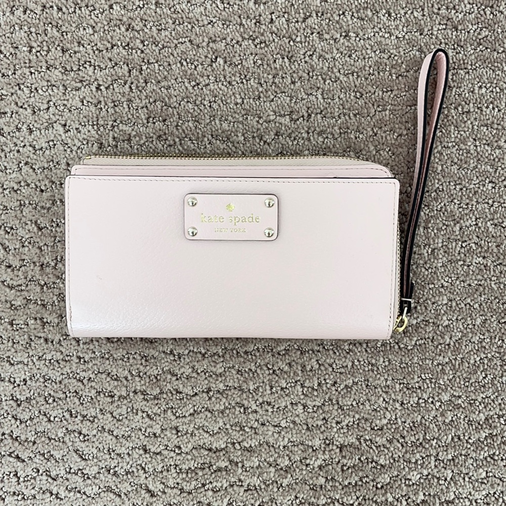 Kate Spade Zippy Wallet